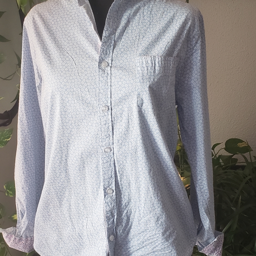 Sze SMALL Blue,pink,white flower button up long sleeve